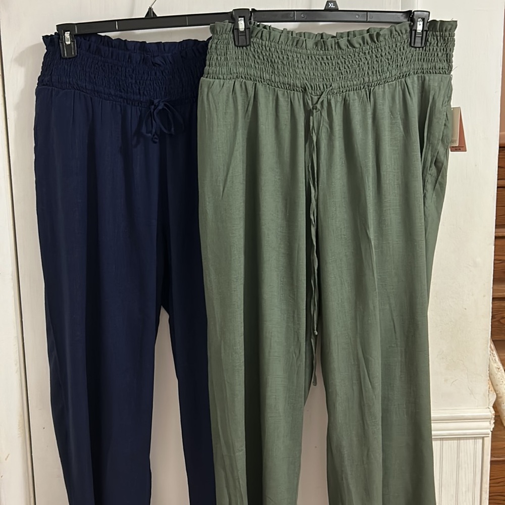 NWT Maternity Destination Women’s Smocked Linen Pants Wide Leg. Size XL